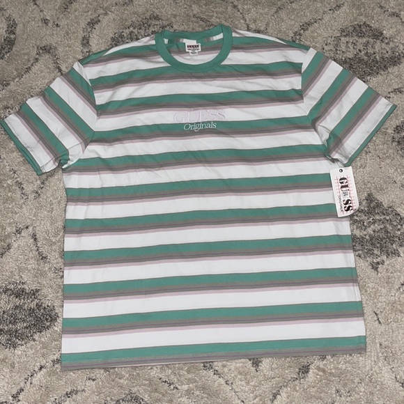 NWT Guess Embroidered Spell out Stripe Tee - Picture 1 of 8